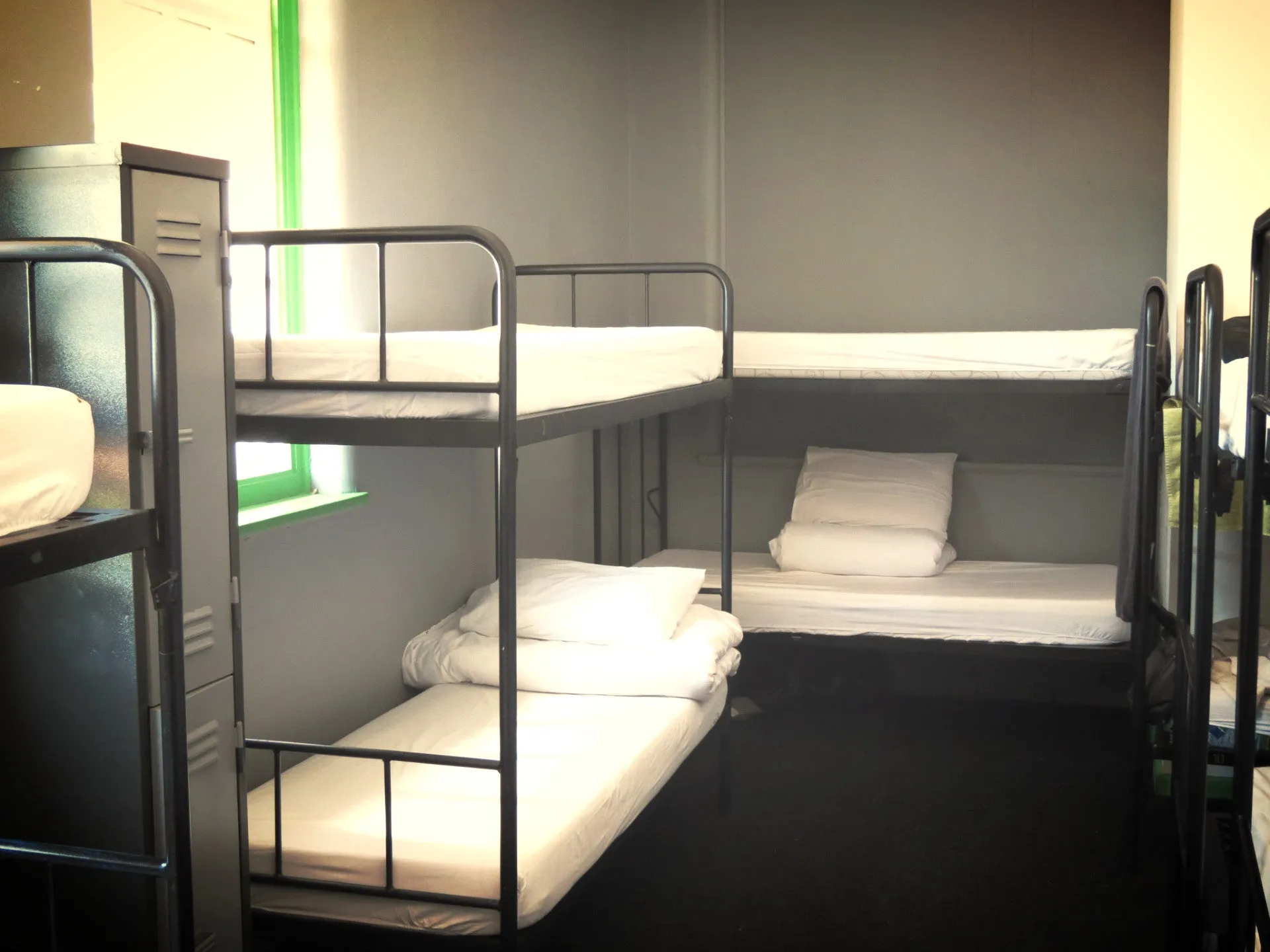 18 Bed Male Dorm
