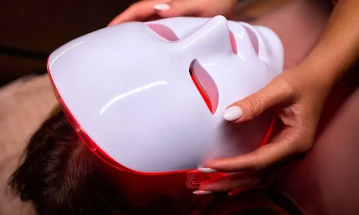 45-Minute Facial and LED Light Therapy at Vuvu Luxury Beauty