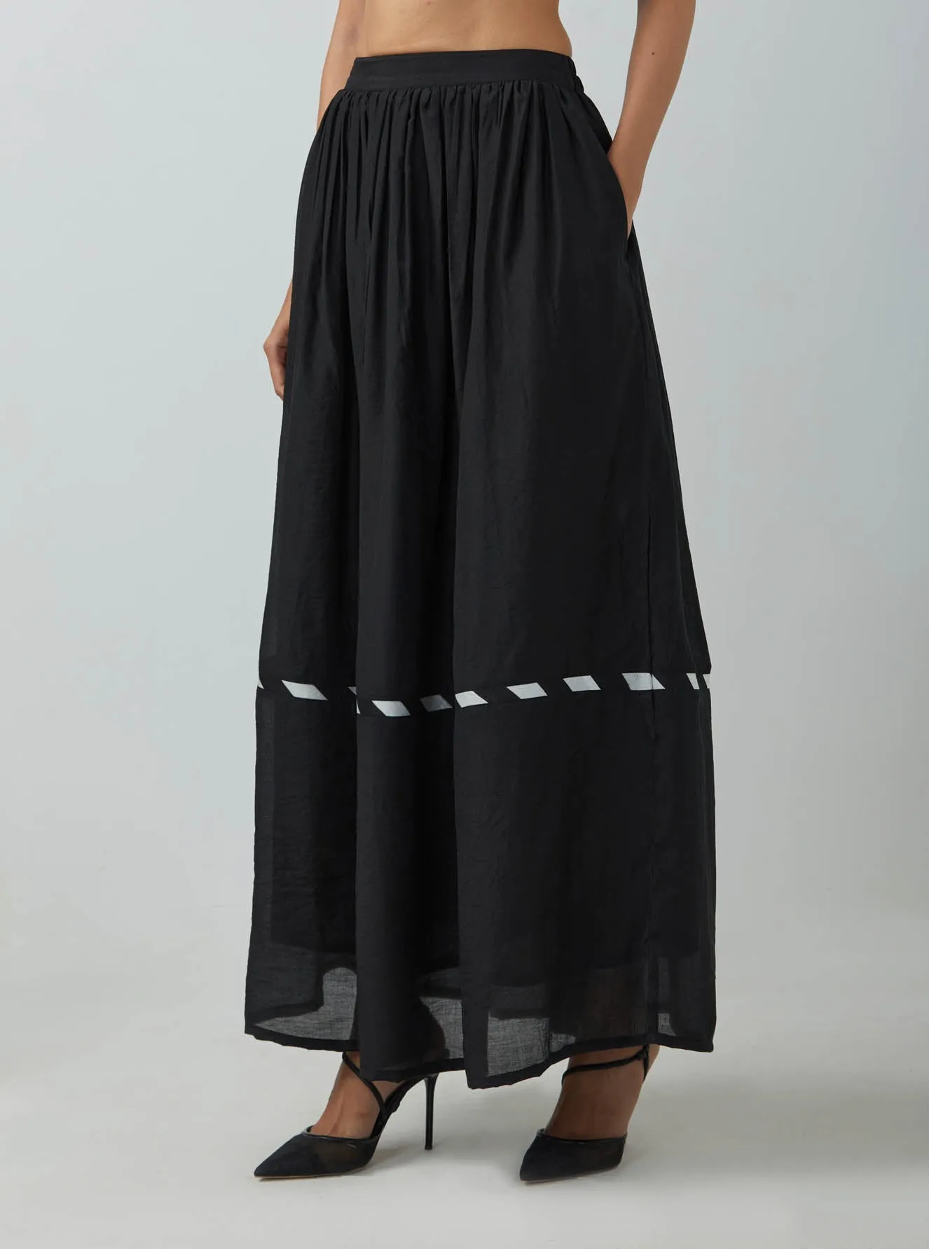 Black Chanderi Zade Bralette With Full Length Skirt And Overlay (Set Of 3)