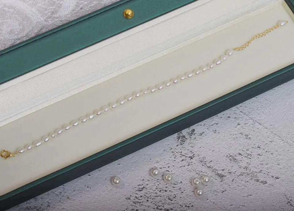 Classic Freshwater Cultured Bracelet with 18K Gold Plated Clasp
