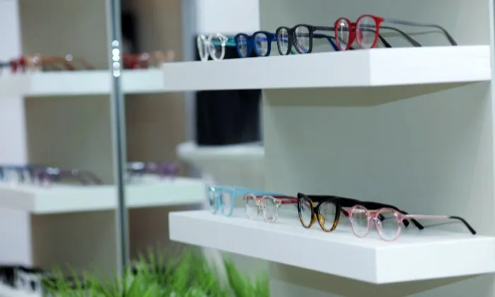 Comprehensive Eye Test at Mood Eyewear Optometrist