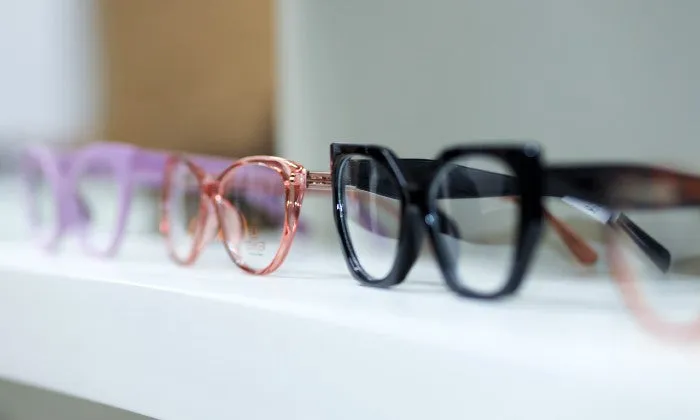 Comprehensive Eye Test at Mood Eyewear Optometrist