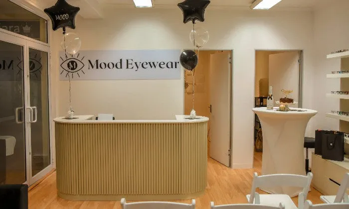 Comprehensive Eye Test at Mood Eyewear Optometrist