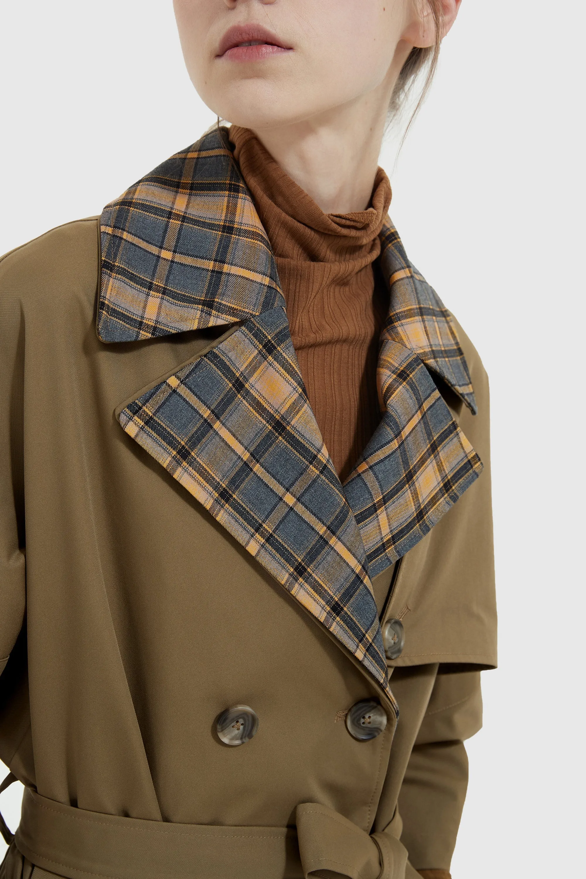 Double-Breasted Lapel Trench