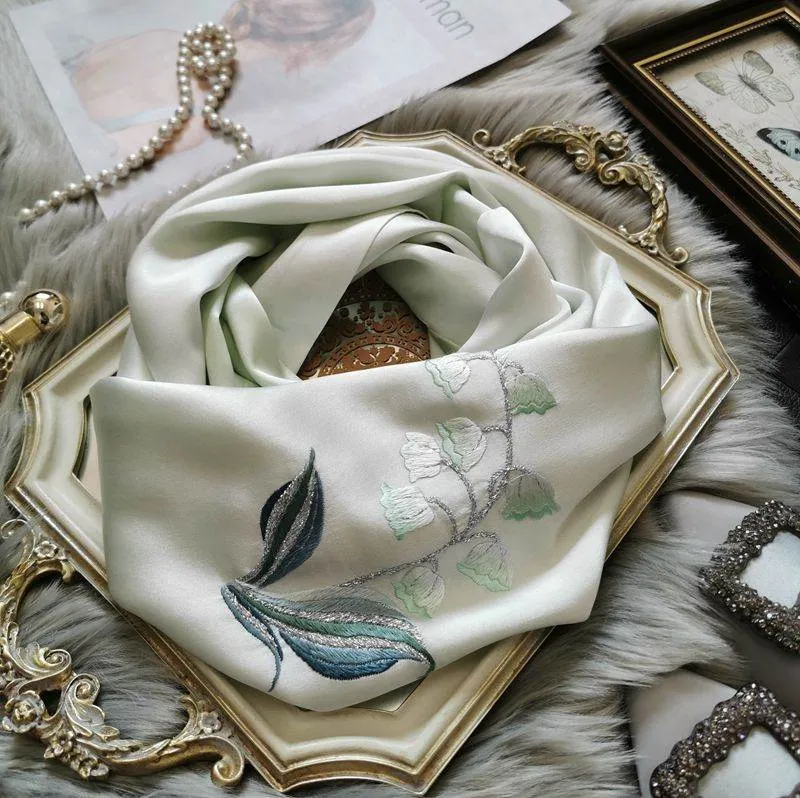 Handmade Su Embroidery 16 Momme Silk Scarf 155x35cm