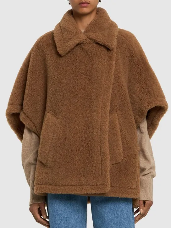 Max Mara   Tebe camel &amp; silk teddy cape 