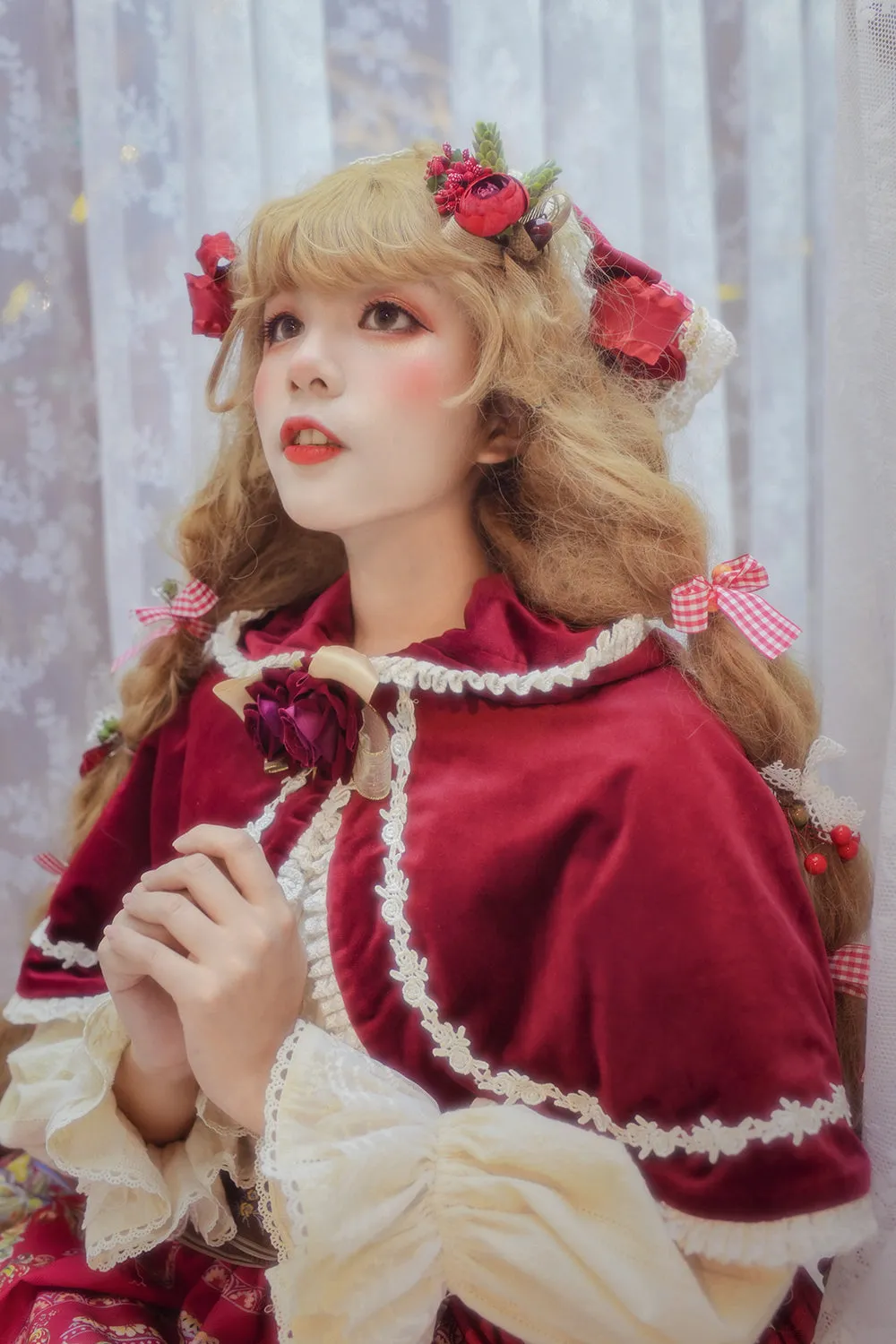 Miss Point~Praise of Abundance~Bavarian Style Lolita Velvet Hooded Cape