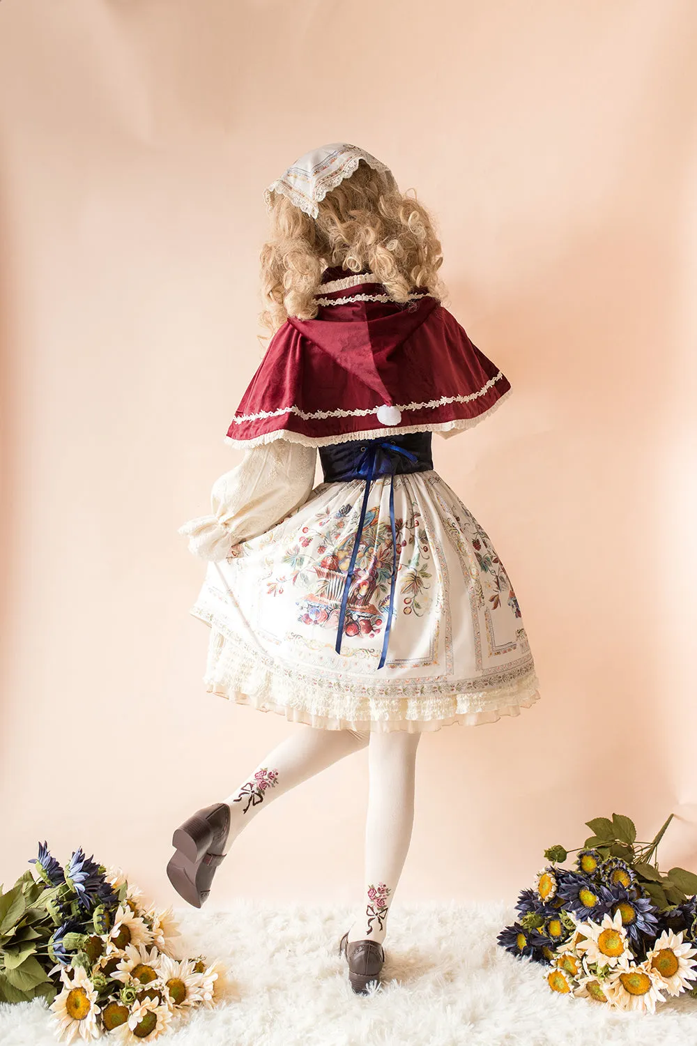 Miss Point~Praise of Abundance~Bavarian Style Lolita Velvet Hooded Cape