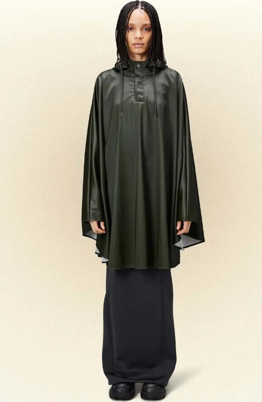 Rains Women&#x27;s Cape W3 Green | Buy Rains Women&#x27;s Cape W3 Green here | Outnorth