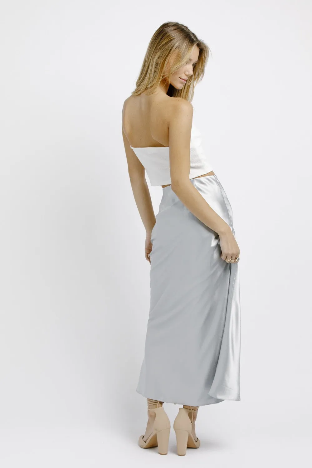SALE | Chic Satin Skirt