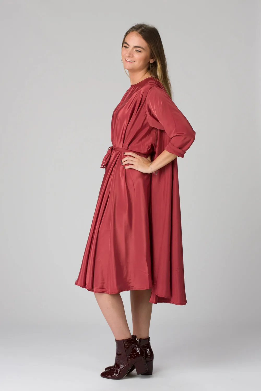 Shunka - Cranberry Crepe